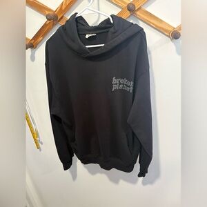 BROKEN PLANET BASIC BLACK HOODIE